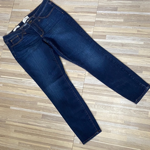 NWOT UNIVERSAL THREAD Mid Rise Skinny jeans size women’s 10 - Picture 2 of 8